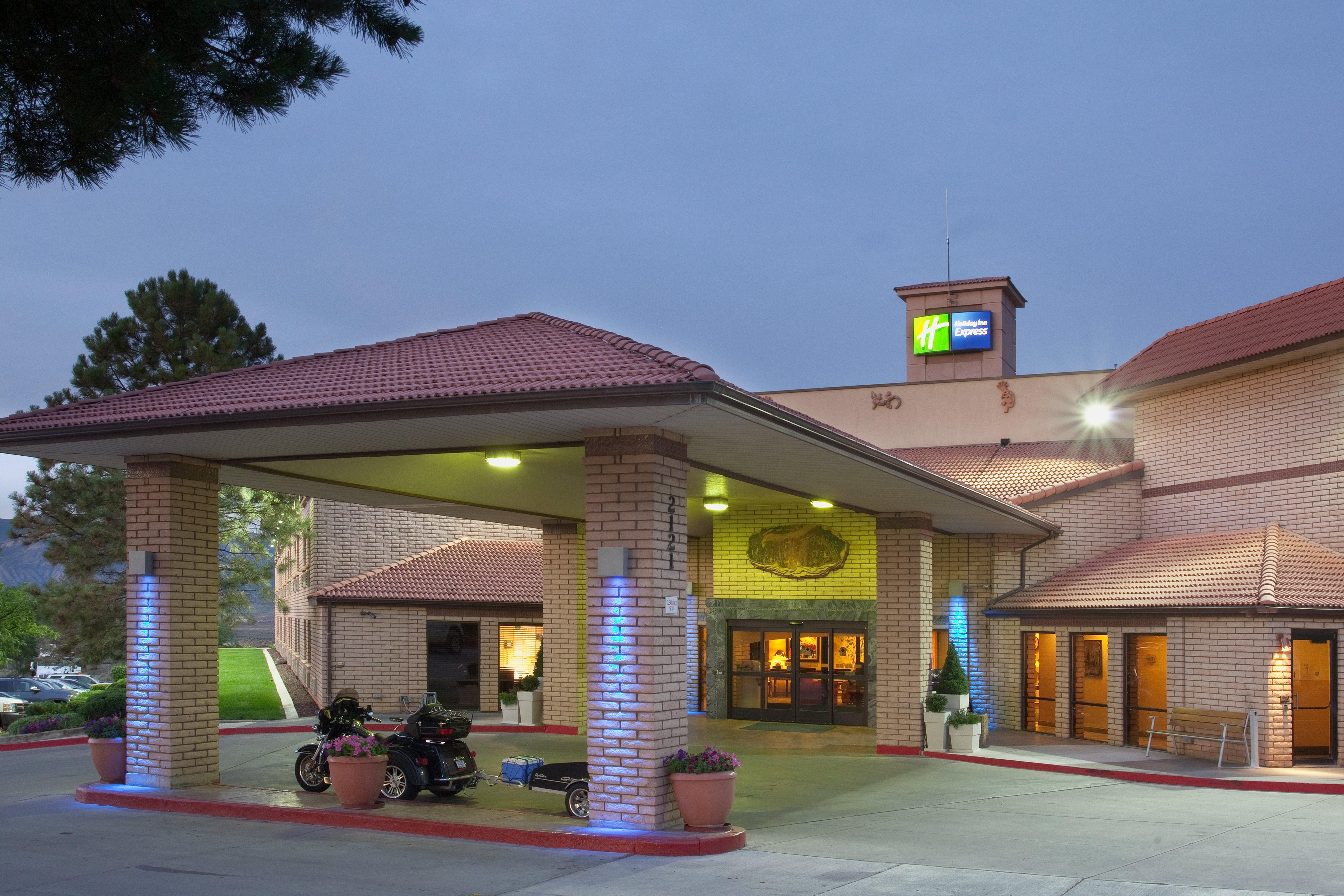 Holiday Inn Express Mesa Verde-Cortez By Ihg Екстериор снимка